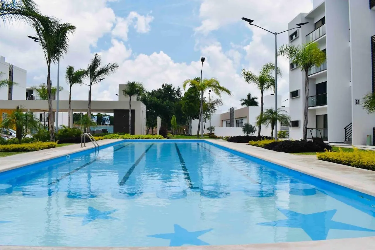 Privat bolig One Night Cancun A Shared Apartament - Airport